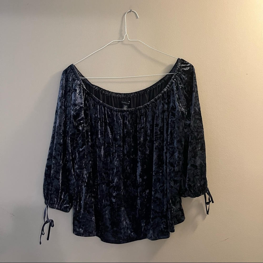 Off the Shoulder American Eagle Top